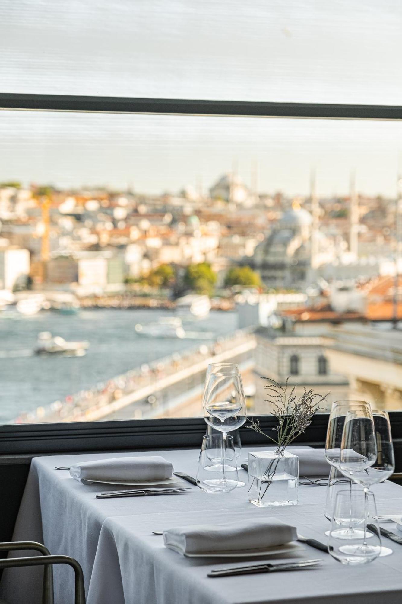 Khai Hotel Karakoey Istanboel Buitenkant foto